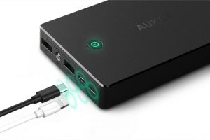 aukey-20000-external-barrety-charger-batterie-externe-chargeur-iphone-android-samsung