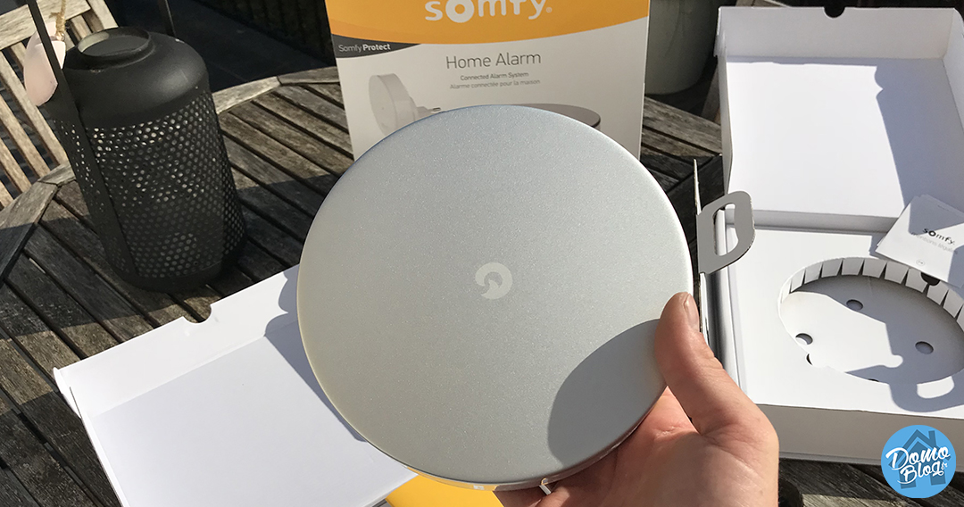 somfy-home-alarme-domotique-unpacking-protection-test-smart-home-iot-smarthome-alarme-protect-station