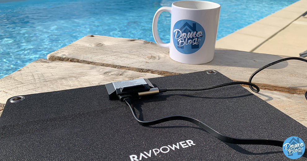 2xUSB-ravpower-soleil-chargeur
