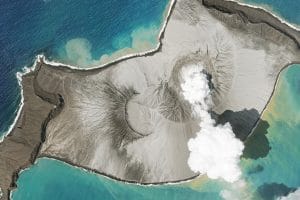 volcan-tonga-huga-erruption