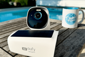 eufy-camera-securite-4k-solaire-panneau-integre