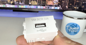 alimentation-usb-test-detail-encastrable