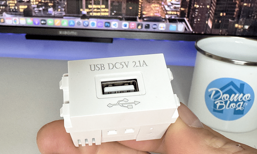 alimentation-usb-test-detail-encastrable