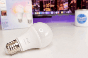 decouverte-ampoue-e27-philips-hue-essential