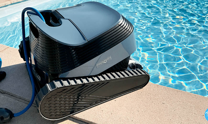 test-decouverte-robot-piscine-maytronics-dolphin-s2000